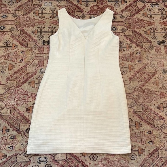 Banana Republic | Mad Men Collection White Sheath Dress size 4 - Picture 7 of 7